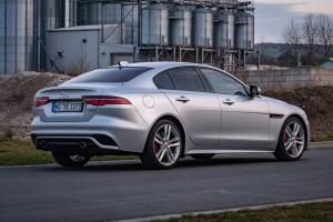 Jaguar XE P250 SE R-Dynamic 2019 года  (WW)